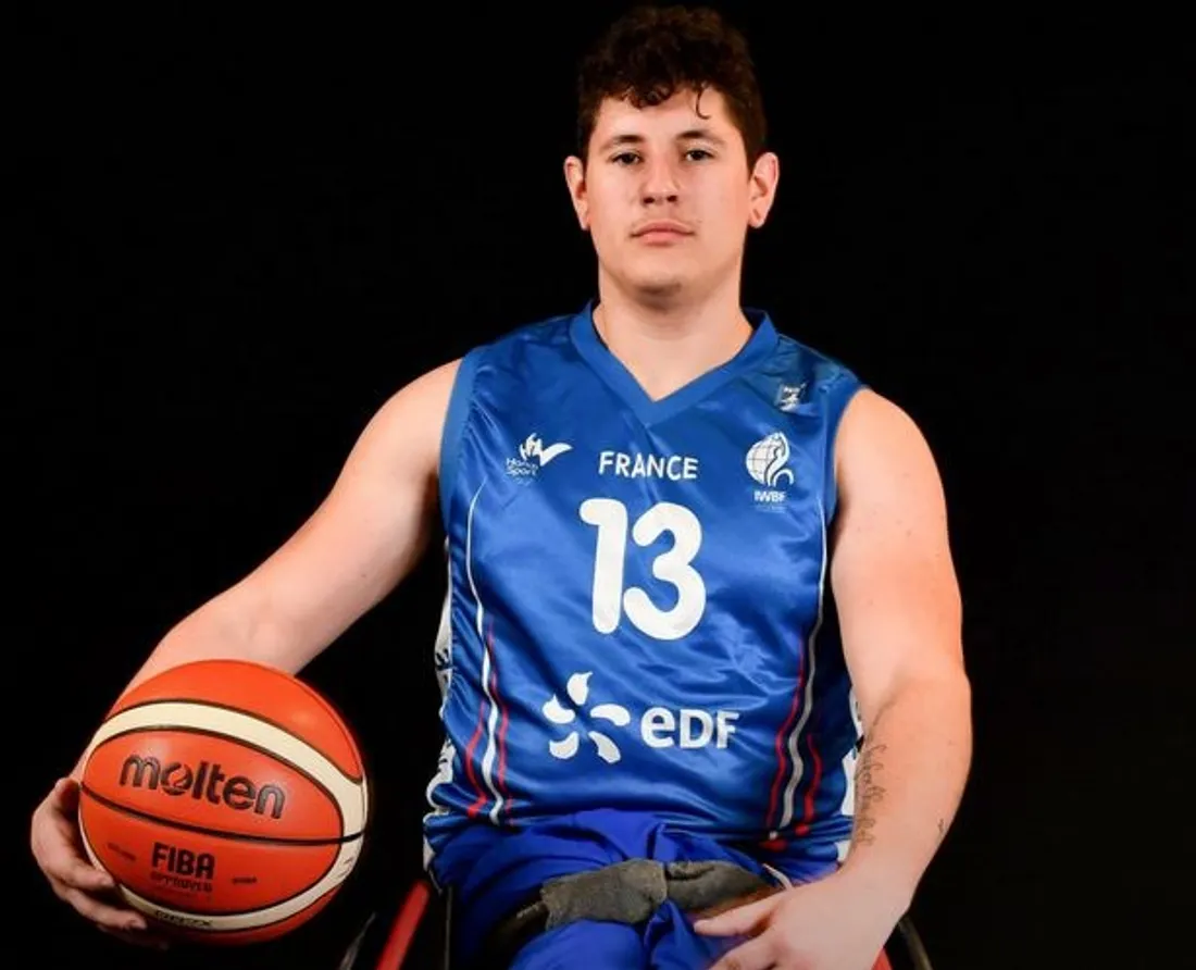 Hugo Barbe a été sélectionné en équipe de France de basket fauteuil